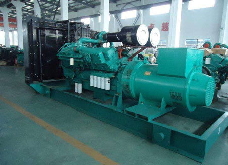 利国镇800kw康明斯柴油发电机组